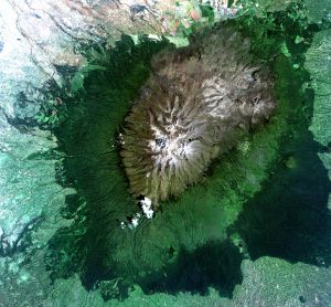 ภาพถ่ายดาวเทียมไทยโชต บริเวณอุทยานแห่งชาติ Mount Kenya ประเทศเคนยา